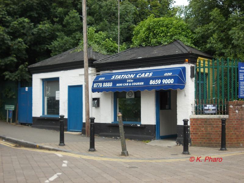 Ledrington Road Cab Office.jpg